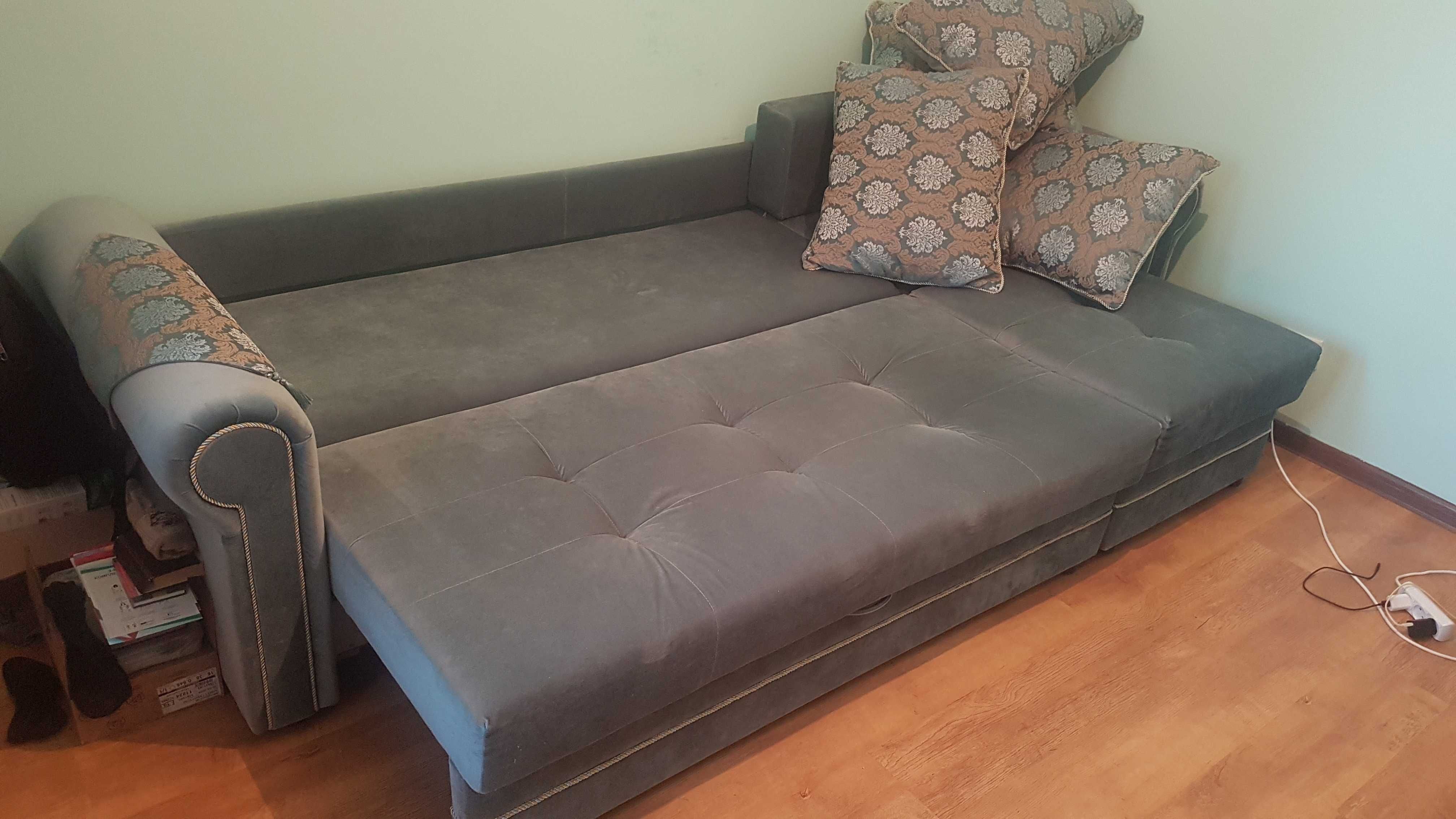 Угловой диван, новый