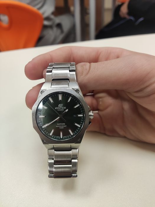 Часовник Casio Edifice