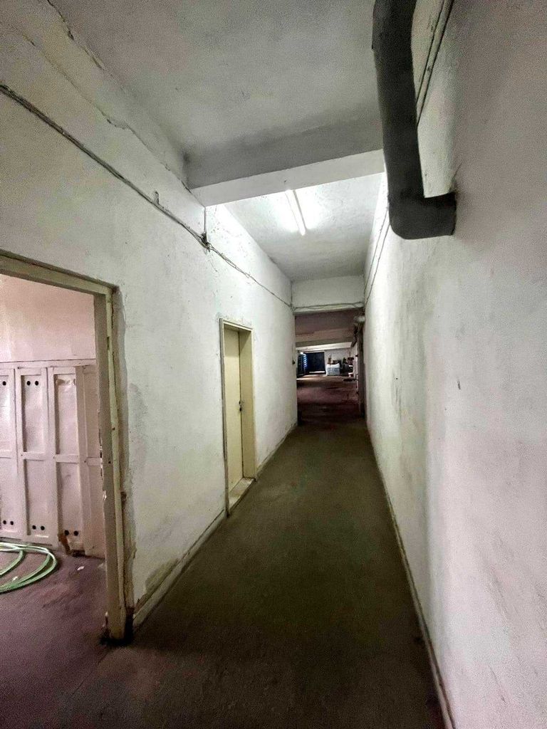 Продава се Склад в София, Младост 1А - 5000 кв.м за 250 €/кв.м - Снимка #9