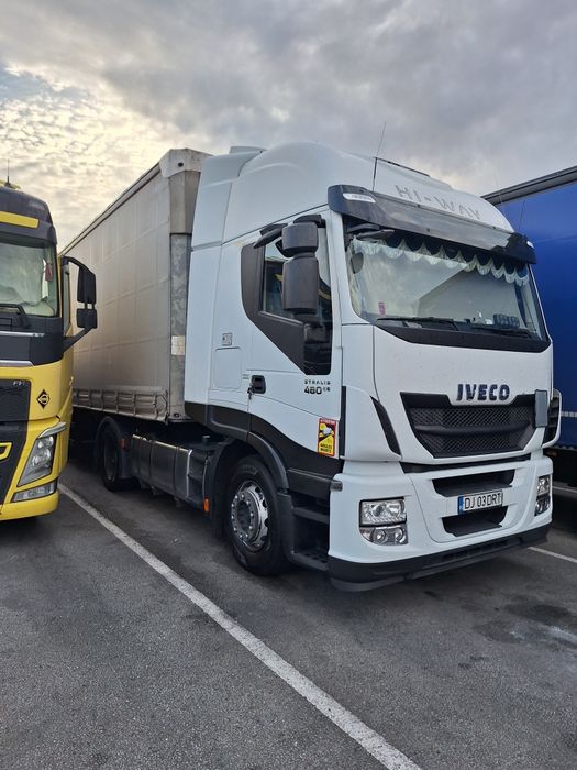 Vând iveco stralis e 6, 480cp+semiremorca schmitz, ambele 2015