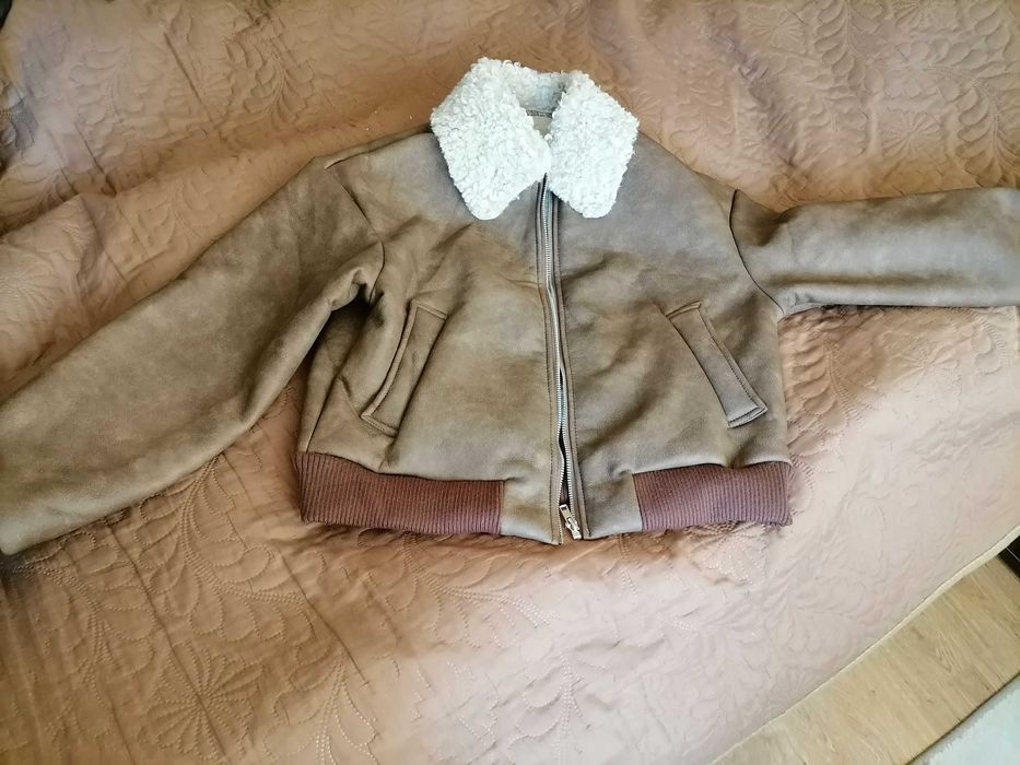 Продавам зимно яке от еко кожа