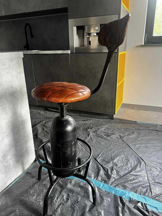 scaune sufragerie și scaune bar