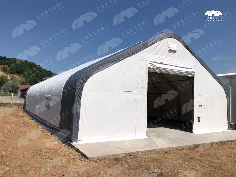 Model Nou: 12,2 x 24,4 x 4 (7) m