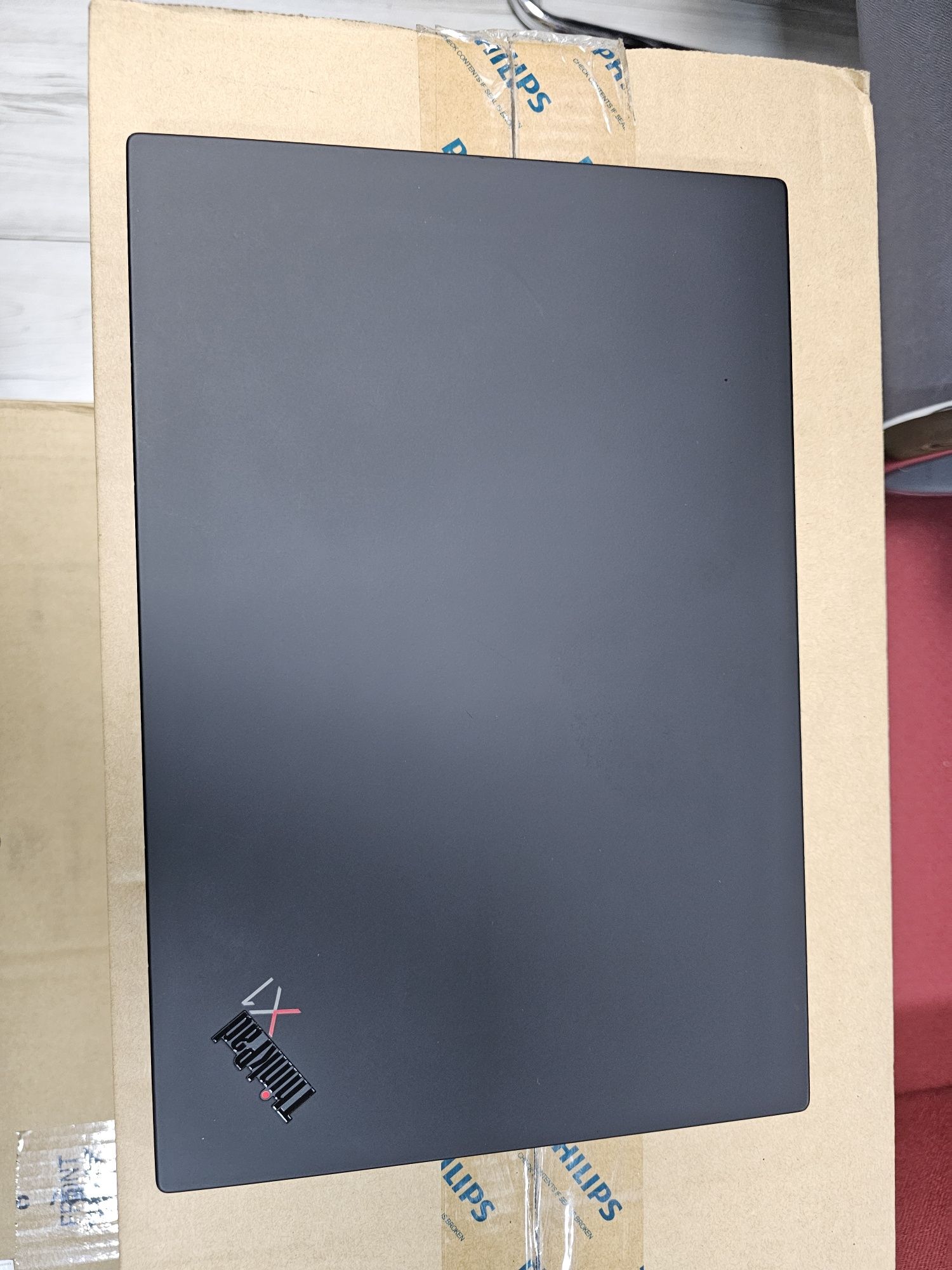 Ультрабук ThinkPad X1 Carbon Gen 8 i7-10510U 16/512Gb 14' FHD