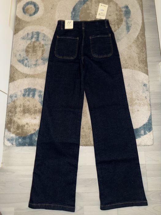 blugi bleumarin,noi cu eticheta