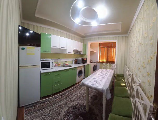 Срочно! Квартира на Ц15-Казах посольство 4/9/9 общ пл 100м