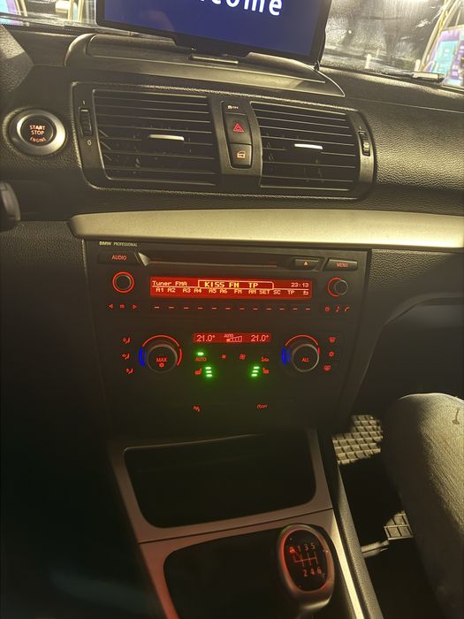 Bmw 116i 2.0 benzina facelift variante + / -