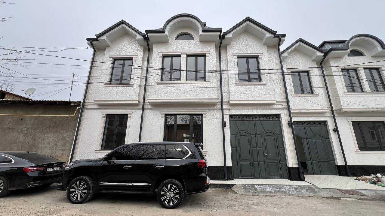 Компактный Новый Евро Дом Домбрабад