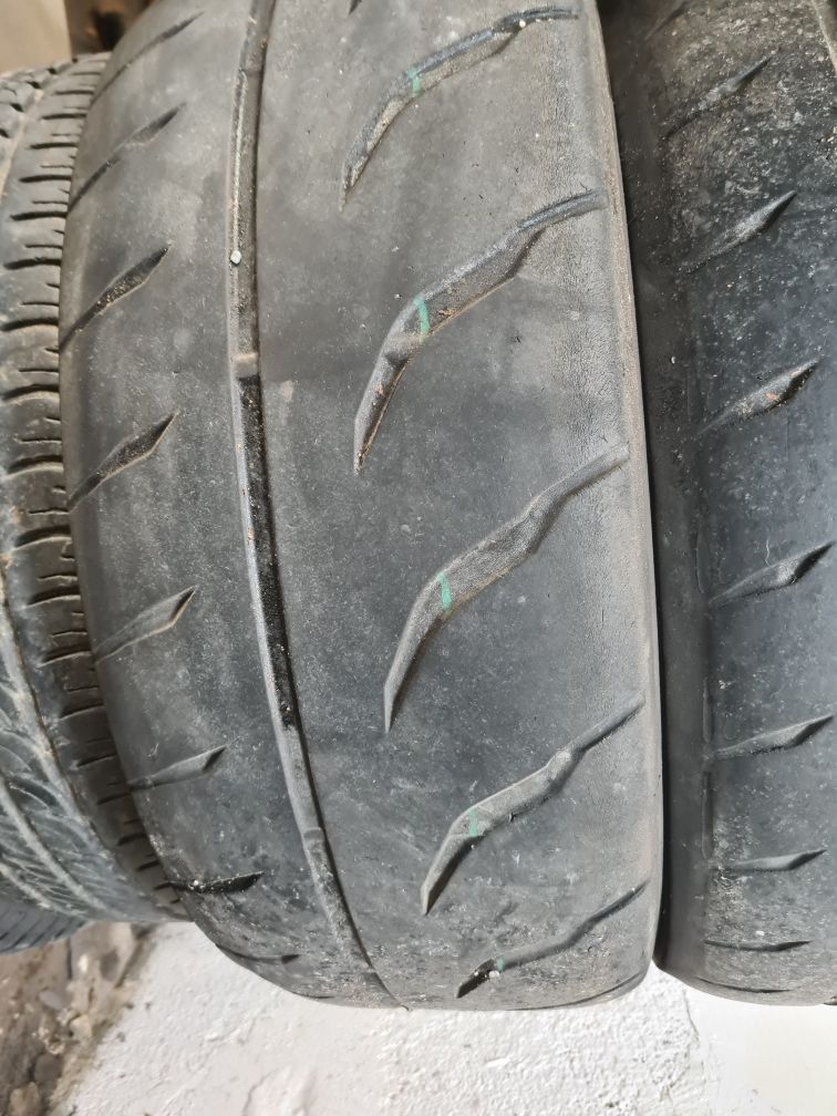 2бр гуми r888r 225/40/18