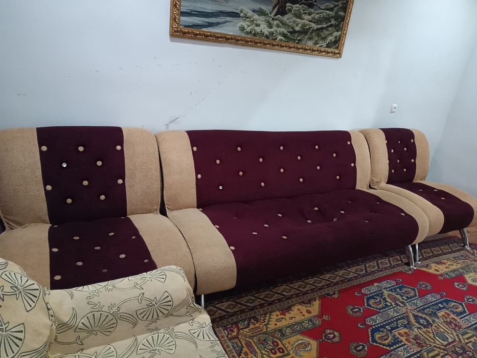 Диван сатылады жағдайы жақсы жыртылмаған