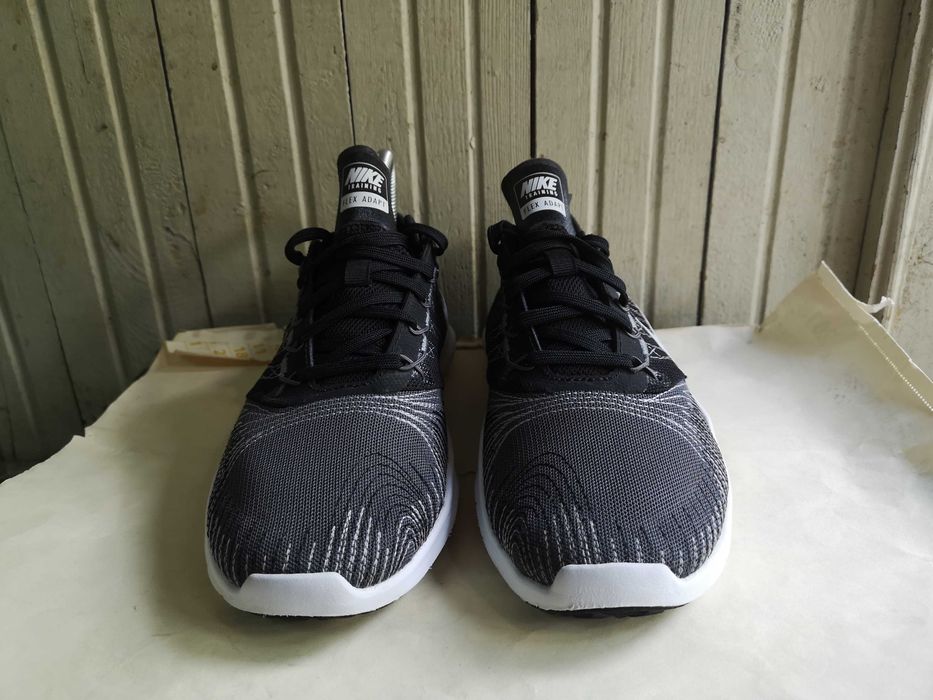 ''Nike Flex Adapt TR ''оригинални маратонки 37.5 номер