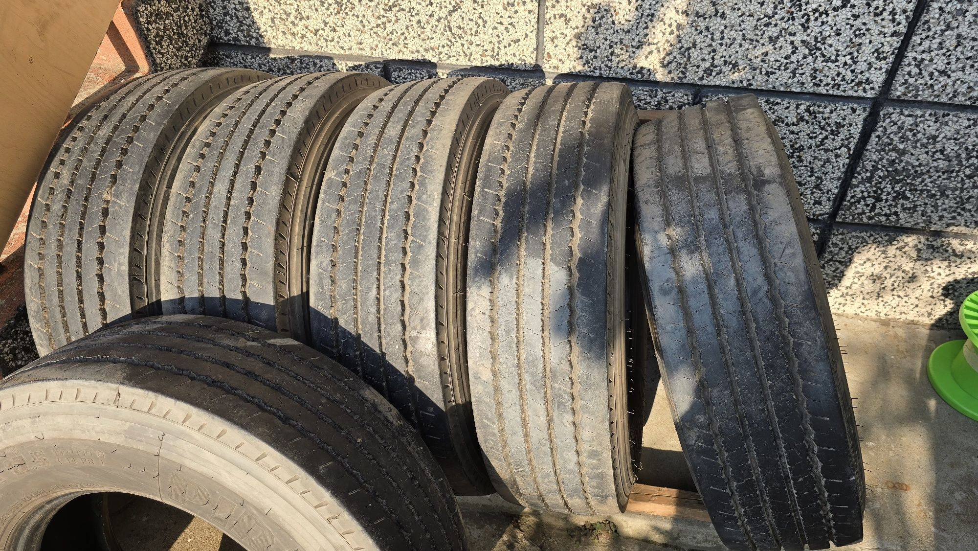Тежкотоварни гуми Pirelli FR85 AMARANTO 235/75/17.5