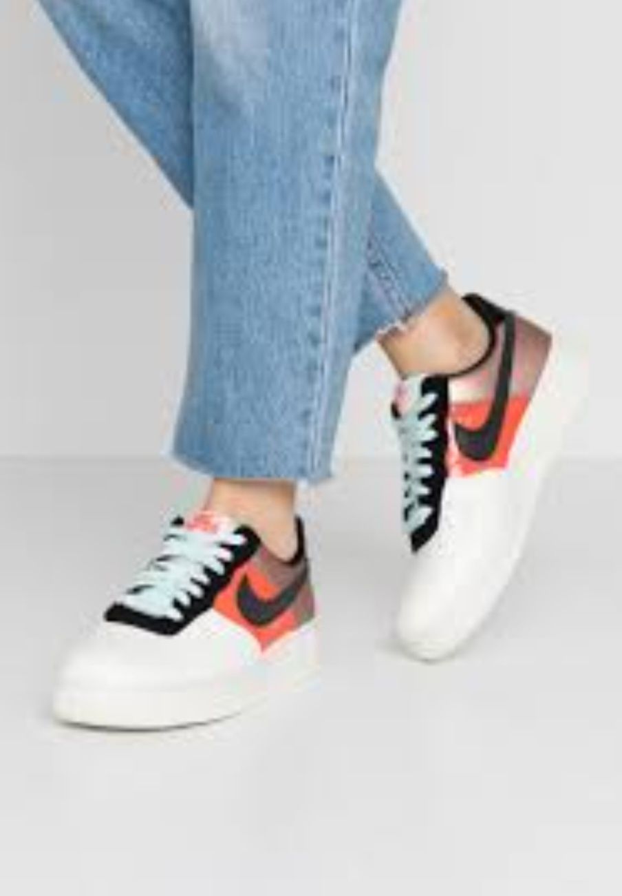 Pantofi sport Adidas/Nike