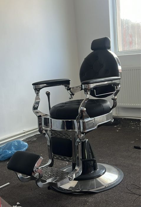 Scaune de frizerie King + Scafă