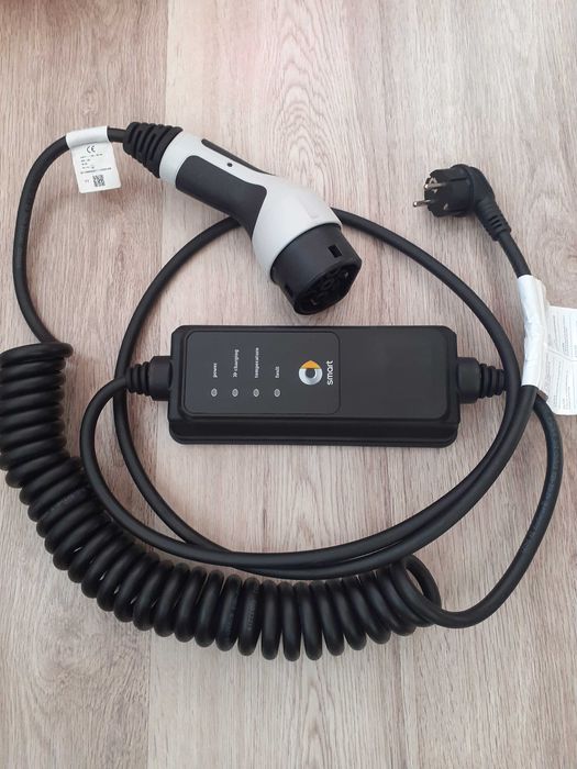 Statie incarcare,incarcator masini electrice,hibrid pt.MERCEDES, SMART