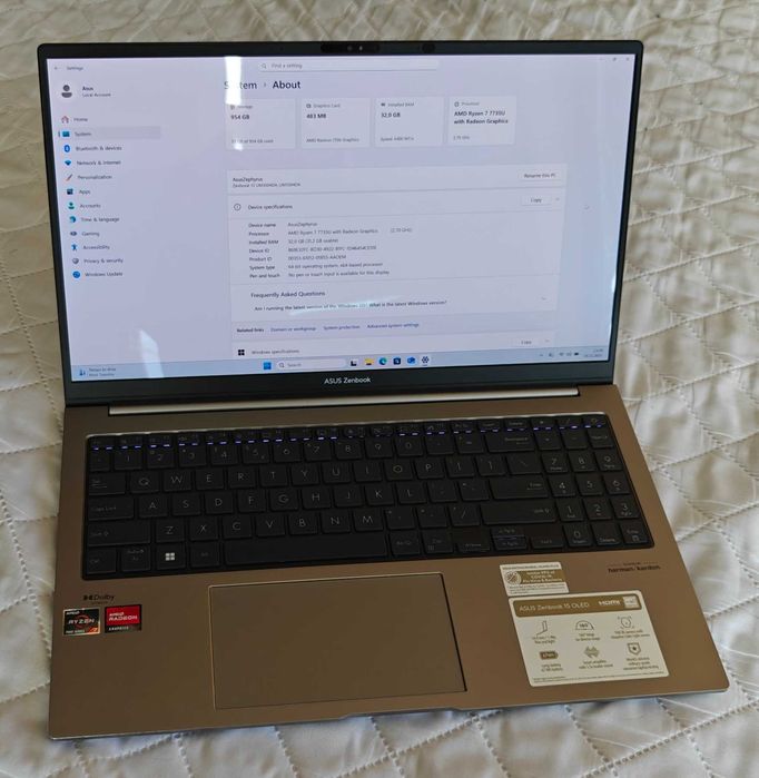 ASUS Zenbook 15, 7735U, 15.6" 3K OLED, 32GB RAM, 1TB SSD, Radeon 680M