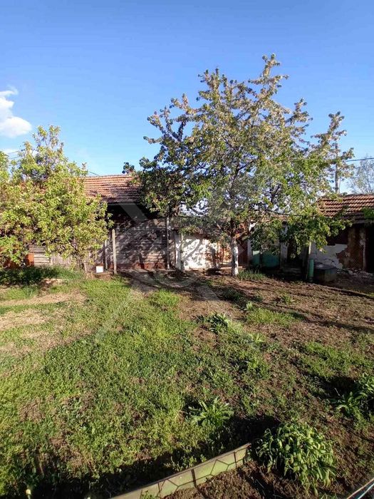 Продава се Къща в с. Желява, Област София-град - 140 кв.м за 929 €/кв.м - Снимка #1