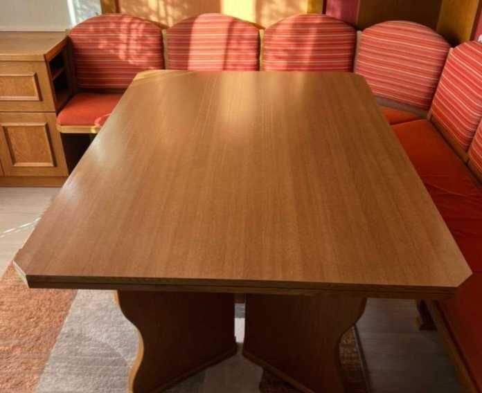 Vând masă extensibilă