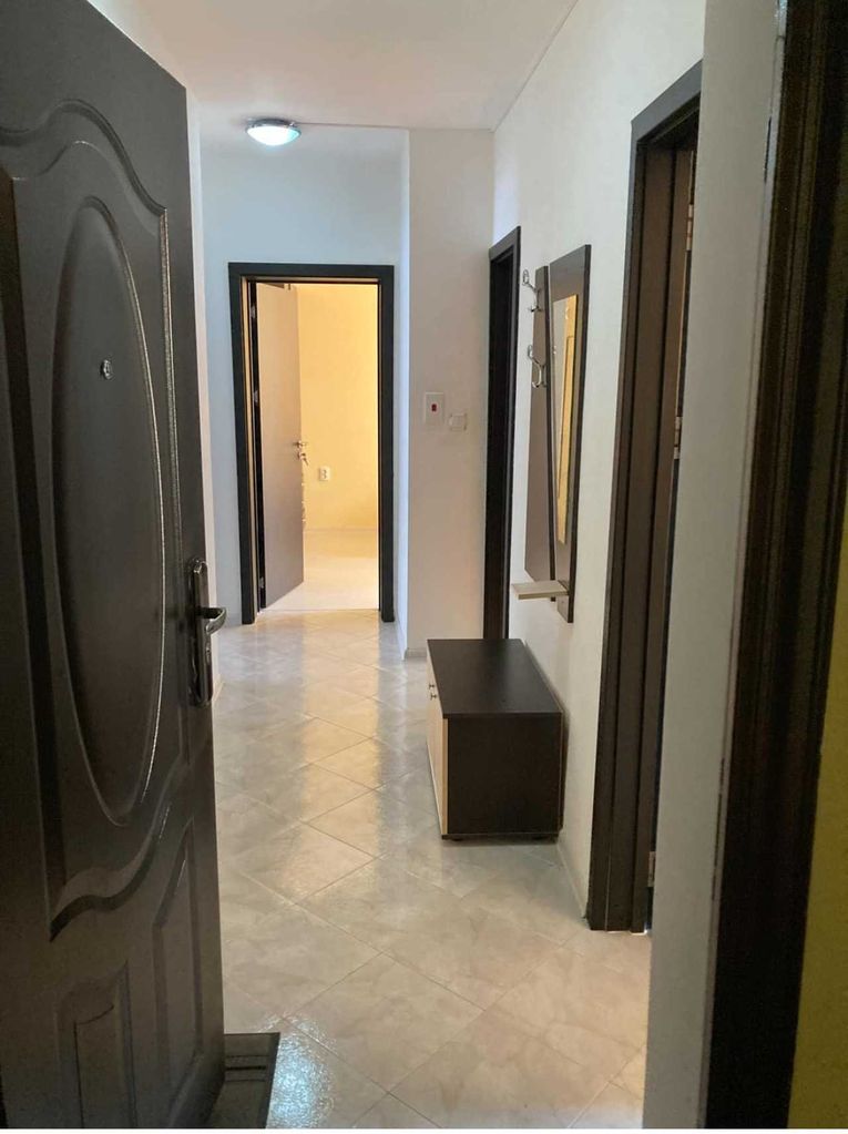 Дава се под наем Тристаен апартамент в Пловдив, Център - 100 кв.м за 420 € - Снимка #7