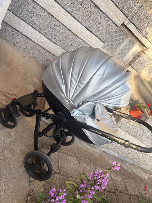 Детска количка. Версай