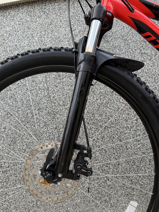 Specialized Pitch 27.5” – алуминиев планински велосипед, ОТЛИЧЕН