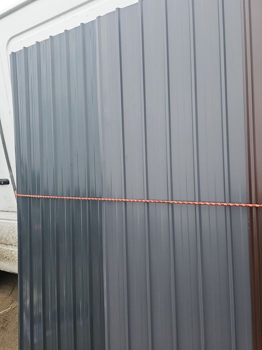 tabla cutata zincata și color