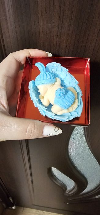 Bebelusi și mărturi din sapun natural și ceara