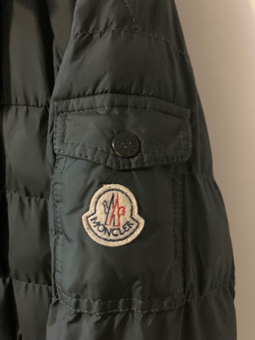 Geaca Moncler mărimea M- L