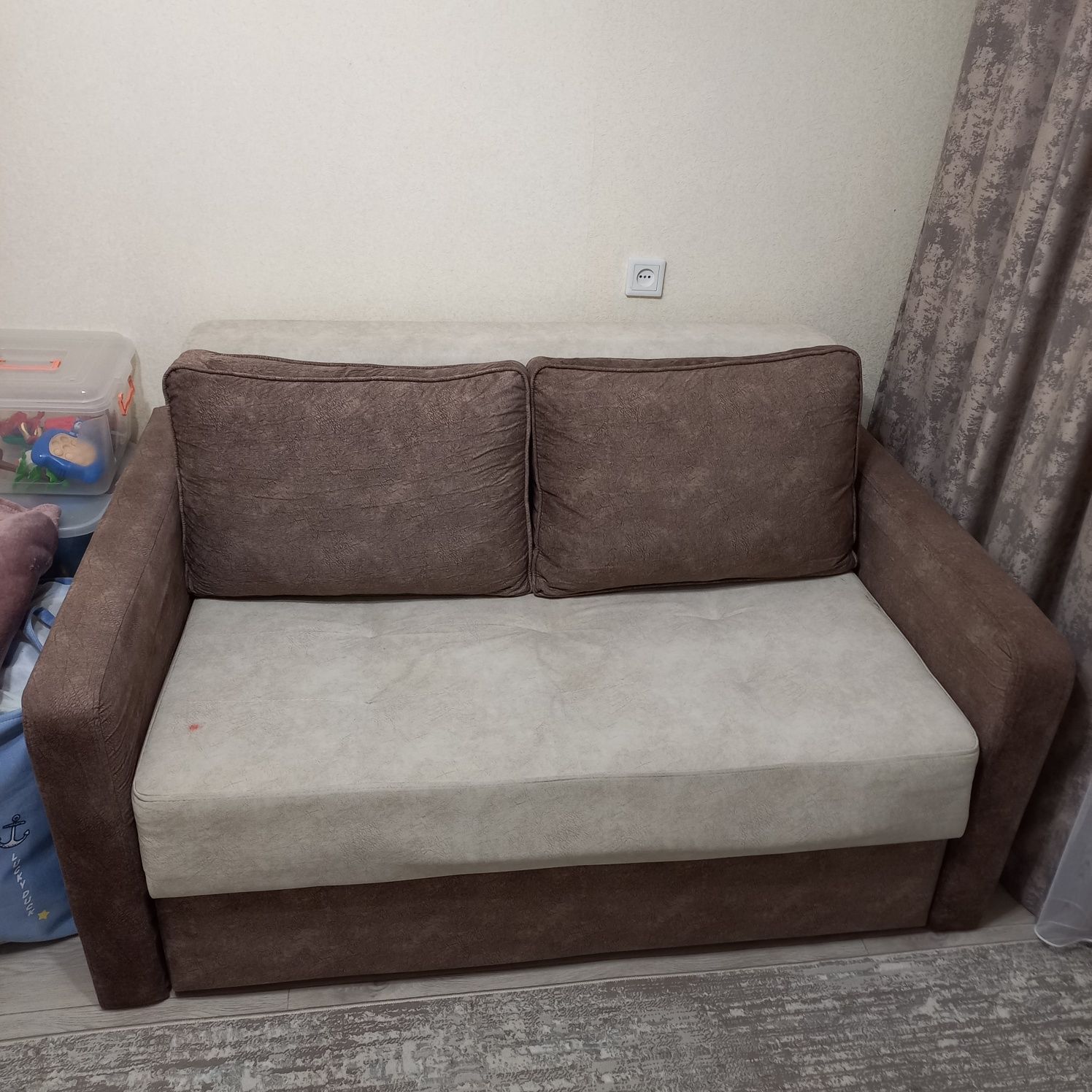 Продам мини диван