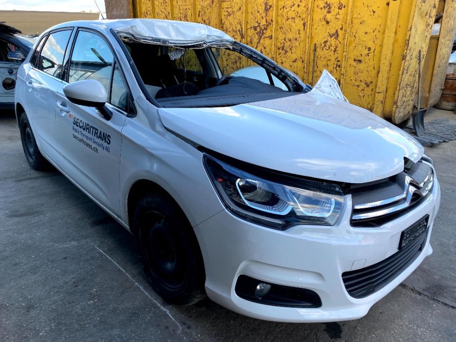 Продавам Citroen C4 1.2 T, 110 к.с., 5 скорости 2018 г., Ситроен Ц4 1.