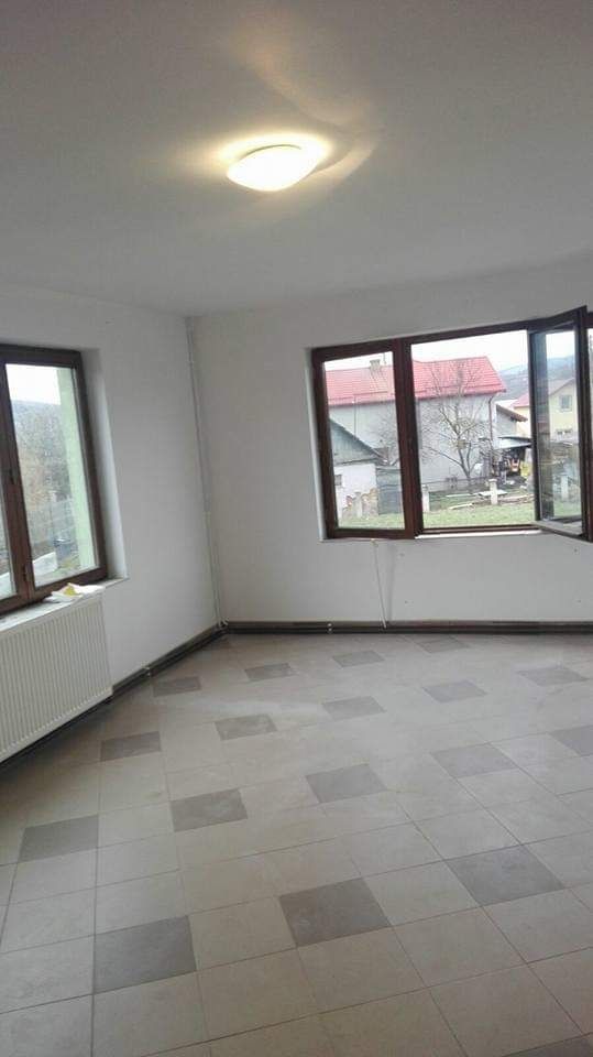 Casa de vanzare persoana fizica