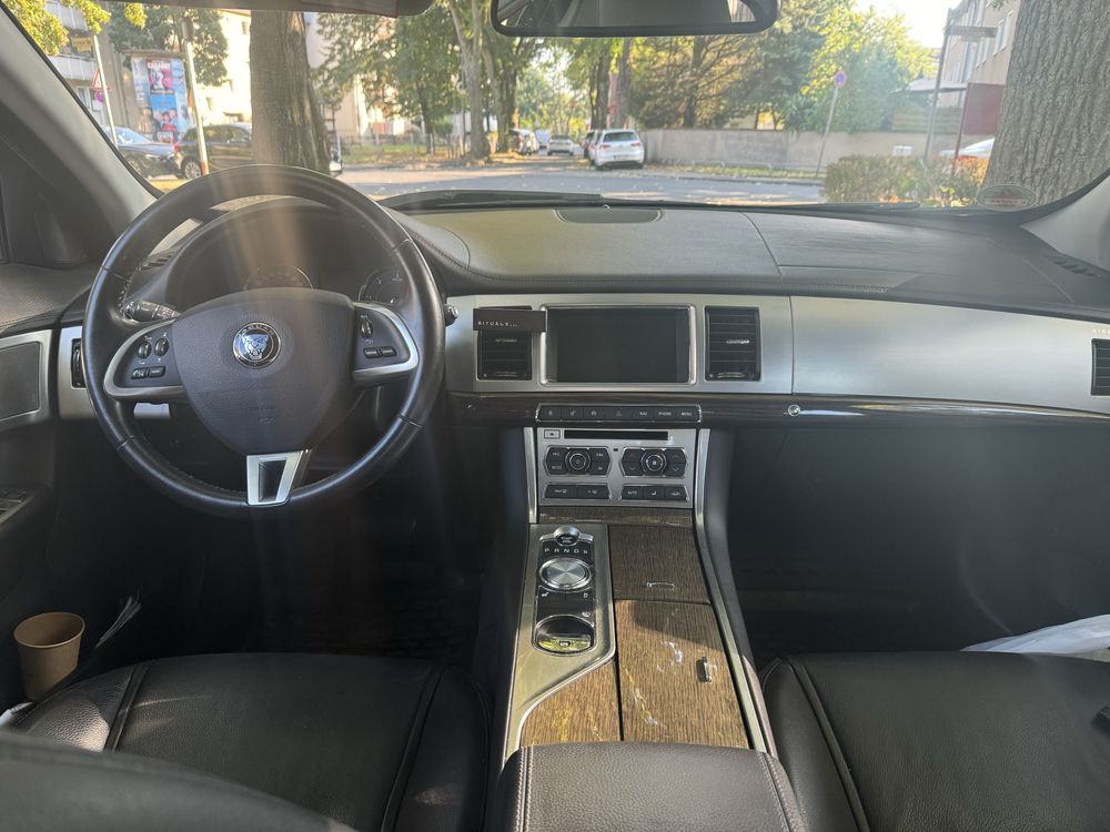 Jaguar XF 2.2 Motorina