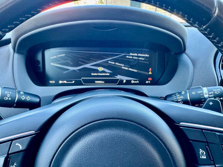 Jaguar F-Pace Automat Diesel 180 CP Ceasuri Digitale. Navigatie Mare