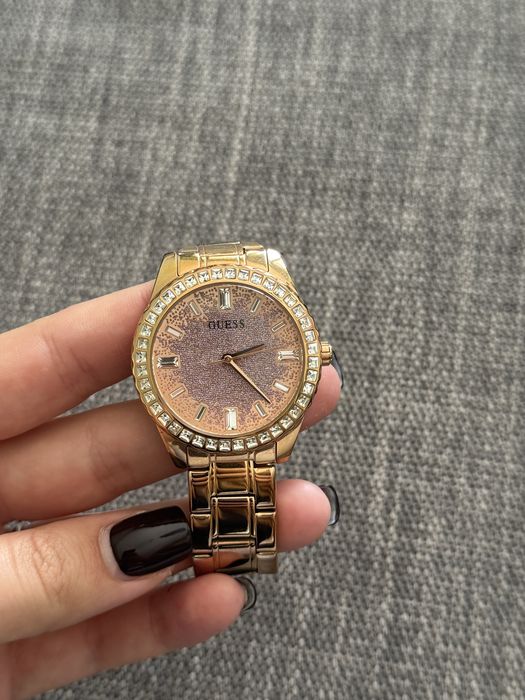 Guess watch rose gold