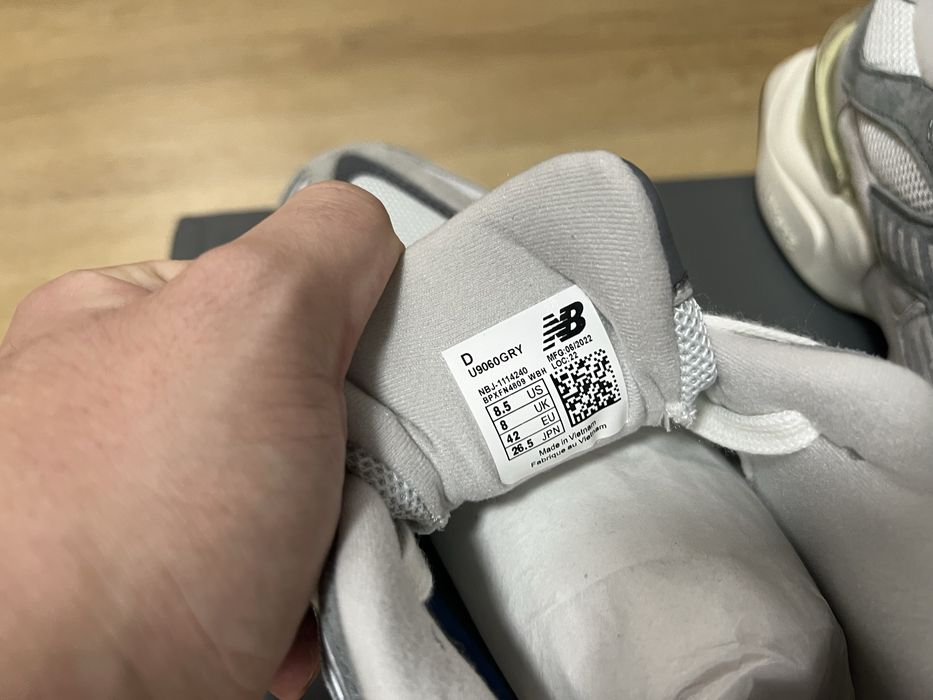 Adidasi New Balance 9060 Light Gray GRY