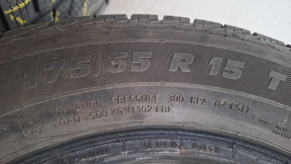 Зимни гуми 175 65 15  + лятна резервна гума