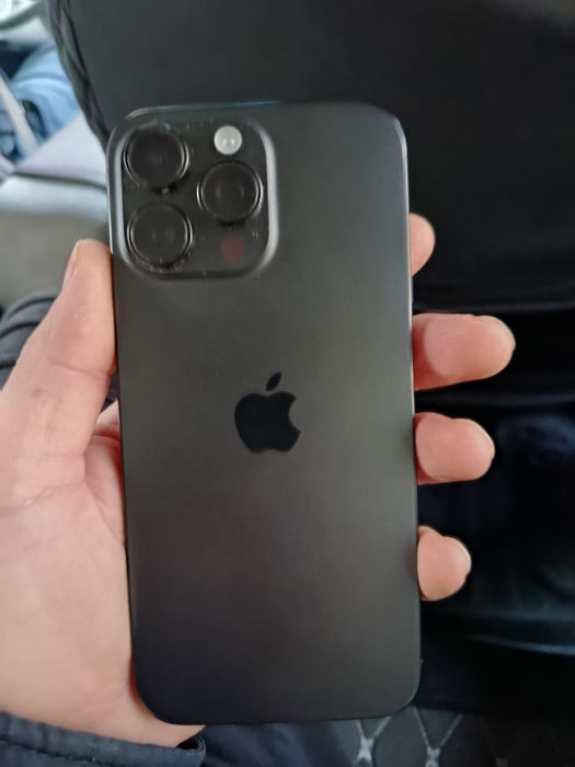 Продам iPhone 16 pro max