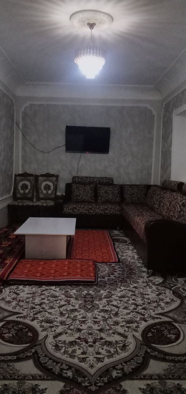 Продается дом двор