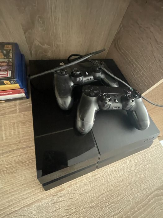 Ps4 slim+2 manete+ jocuri