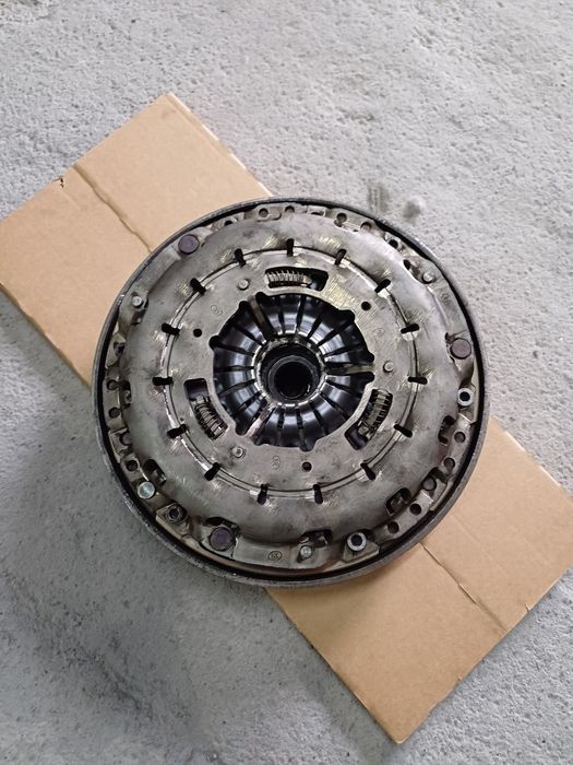 Kit Ambreaj Volanta+Disc+Placa BMW 2.0d N47