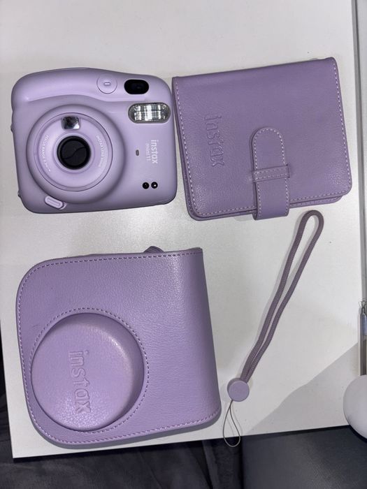 Фотоапарат за моментни снимки instax mini 11