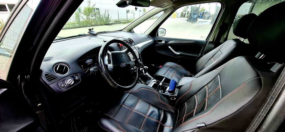 Ford Galaxy Titanium 2010