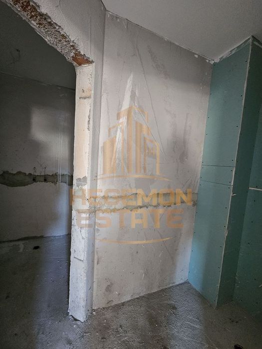 Продава се Тристаен апартамент в Варна, Левски - 101 кв.м за 1981 €/кв.м - Снимка #11