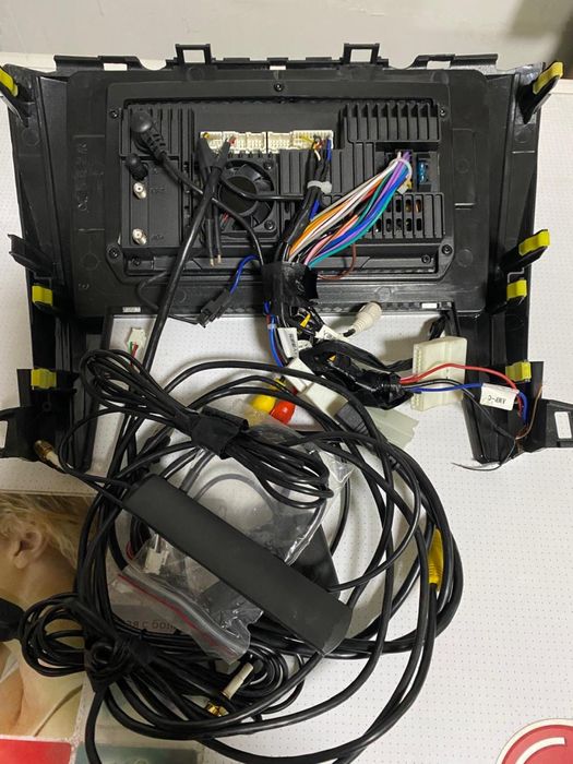 Андроид для машины