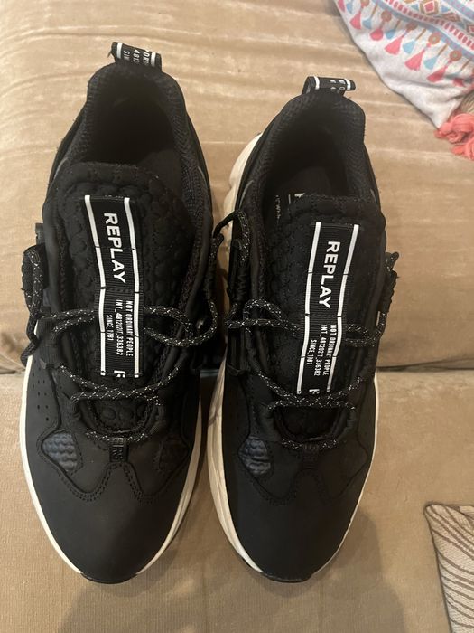 Маратонки - Сникърси