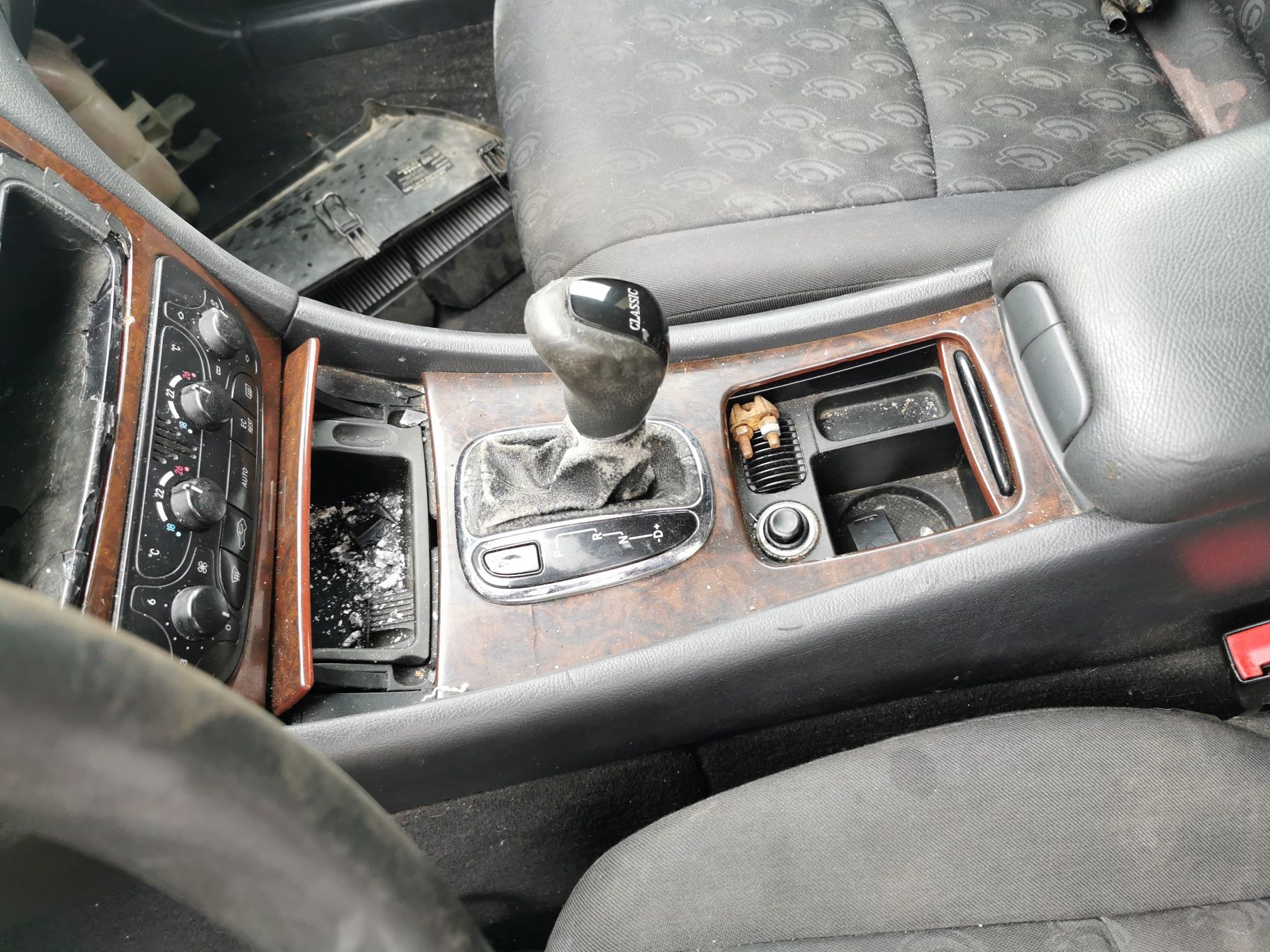 Мерцедес Ц 220 цди, автомат, НА ЧАСТИ