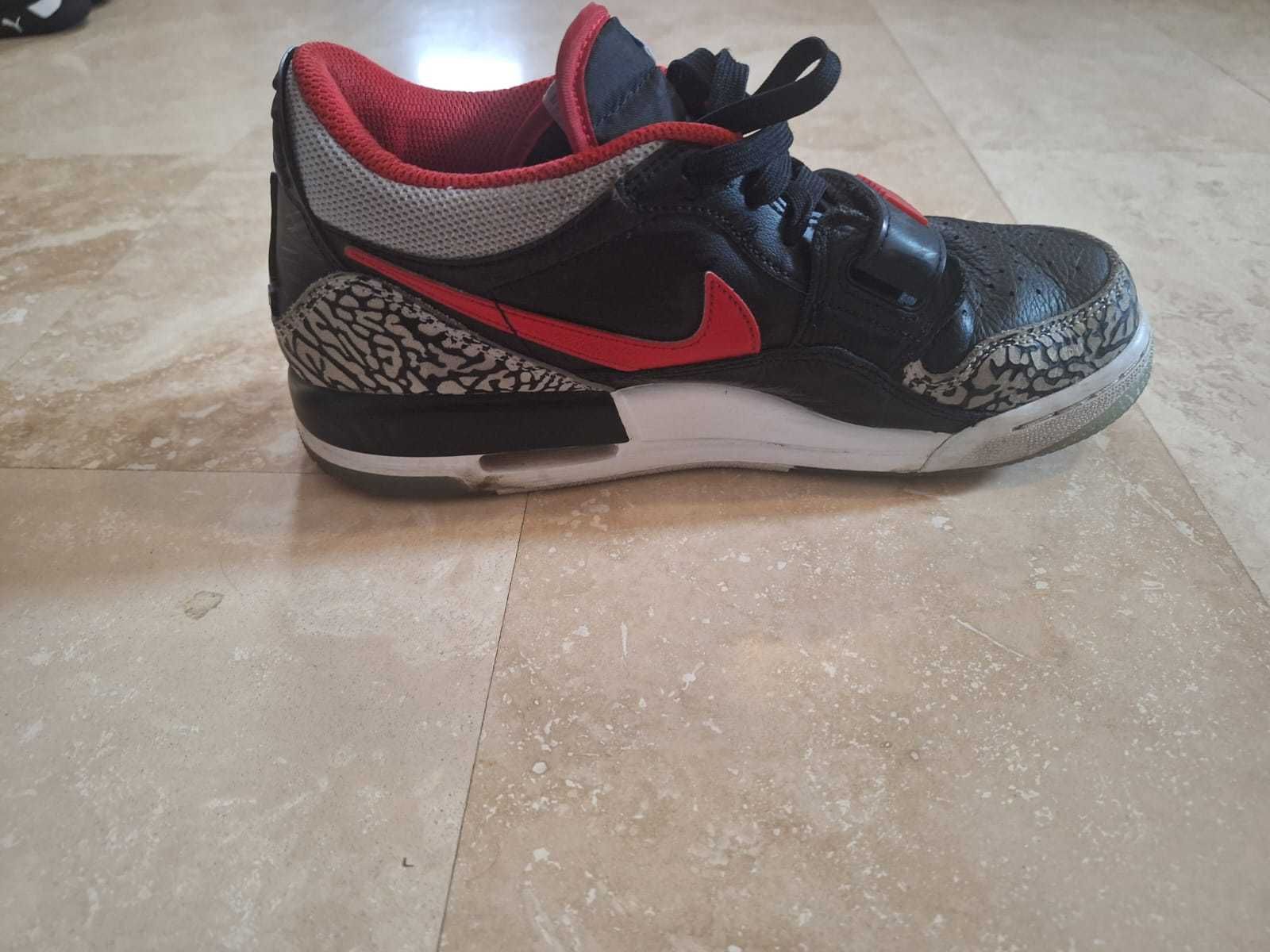 Adidas NIKE, utilizat, marime 39