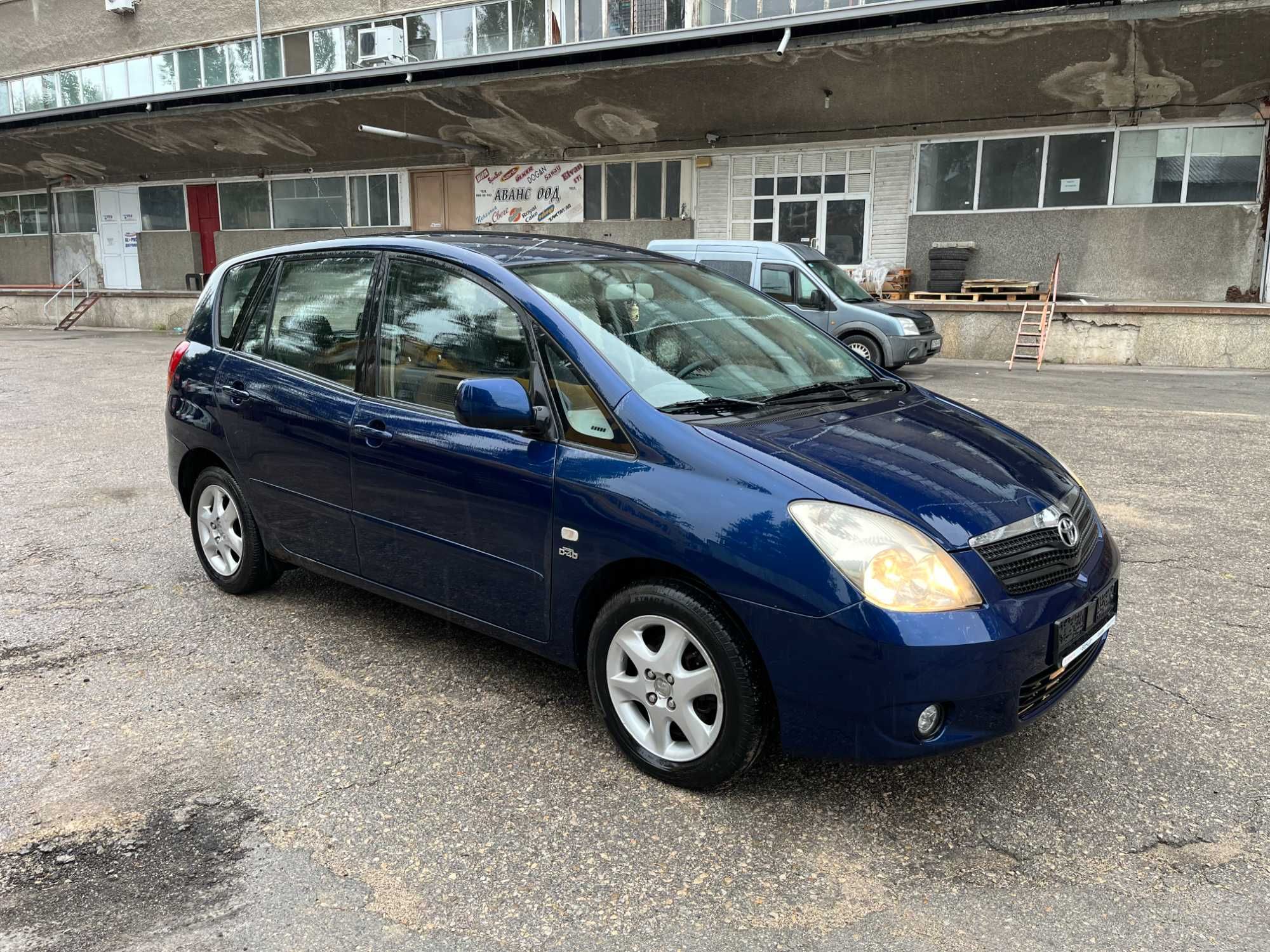 Волан с бег за Toyota Corolla Verso 2003 г.