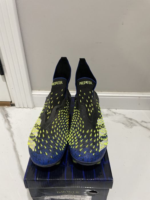 Бусты предатор адидас без шнурков