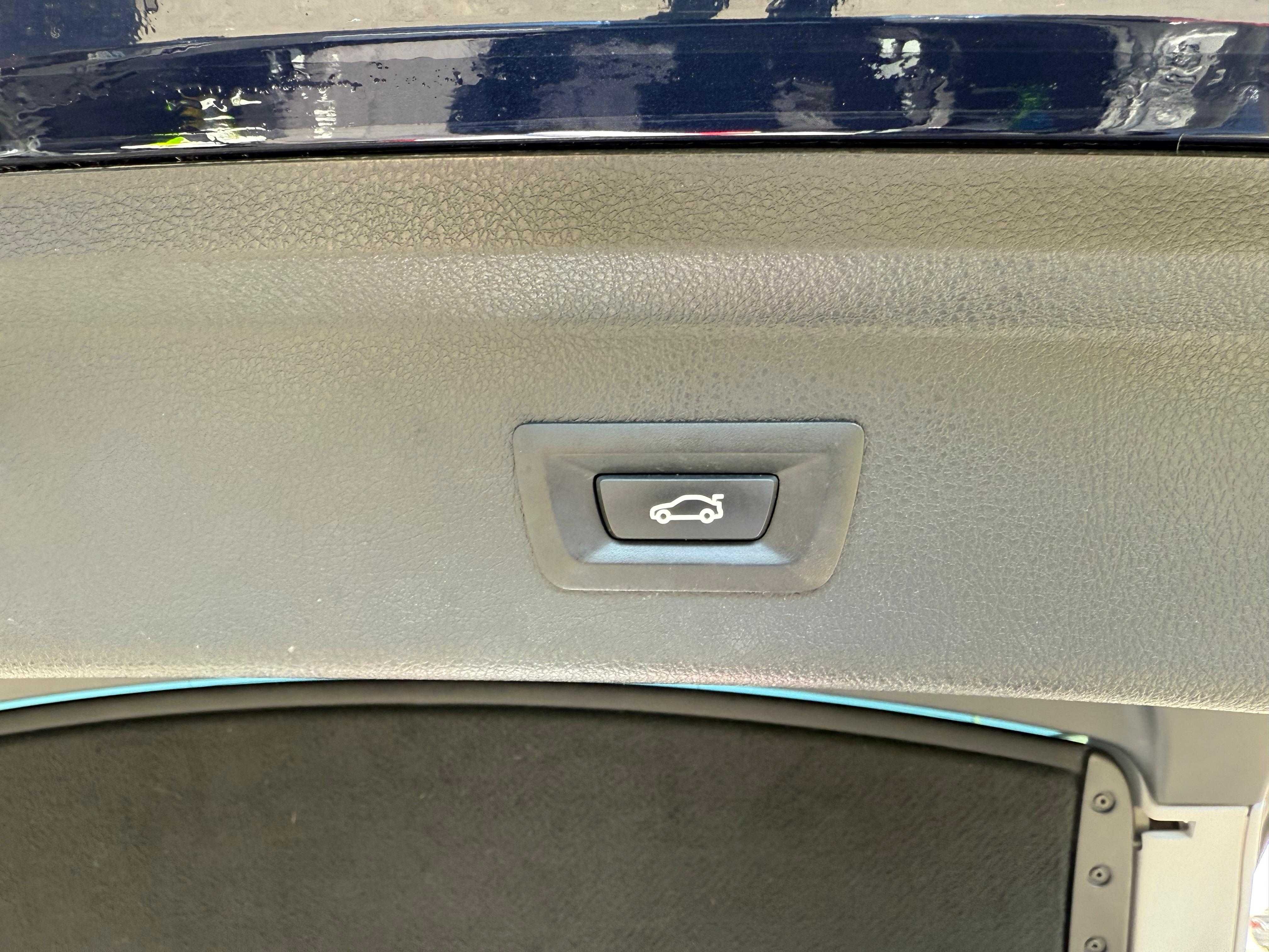 BMW Seria 3 - 2.0D - Facelift - Cutie Automata - Full Istoric Service